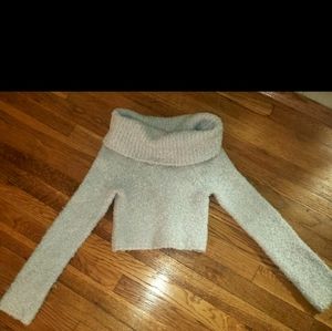 Urban Outfitters Boucle Turtle/Cowlneck